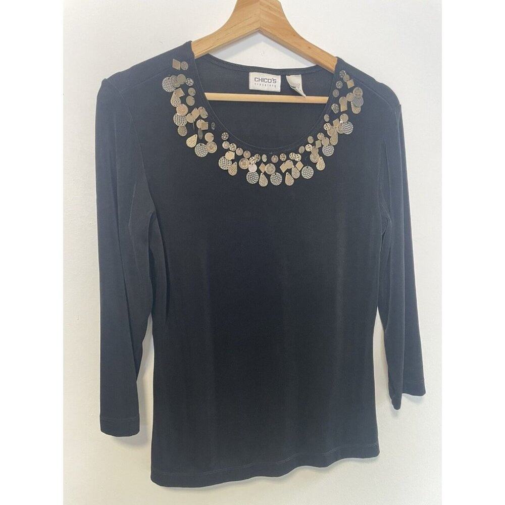 chicos size 0 top with antique brass color embellishment